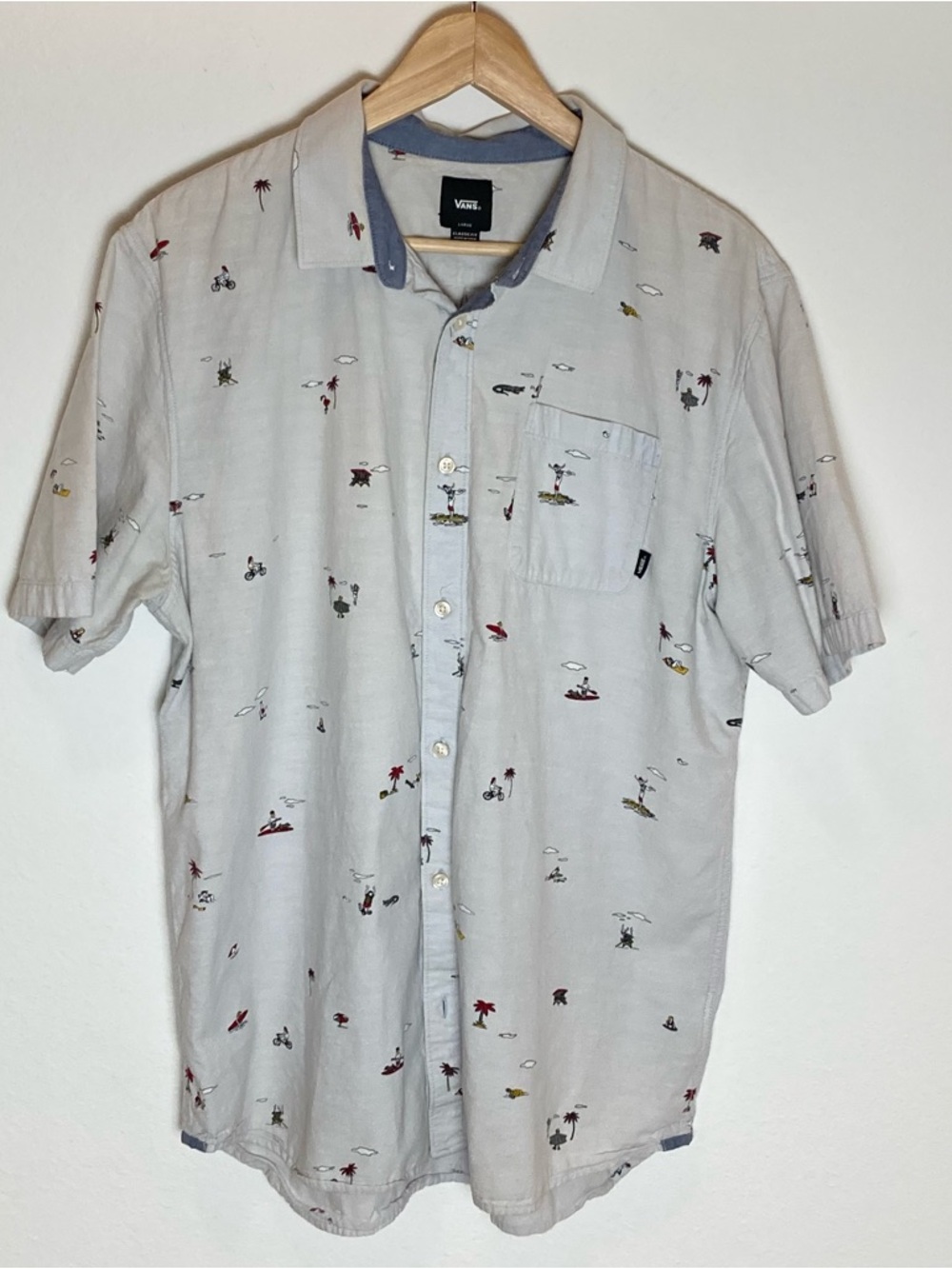 Vans Men Button Up Shirt Size Large Gray Graphic Beach Print Novelty Prep Surf
